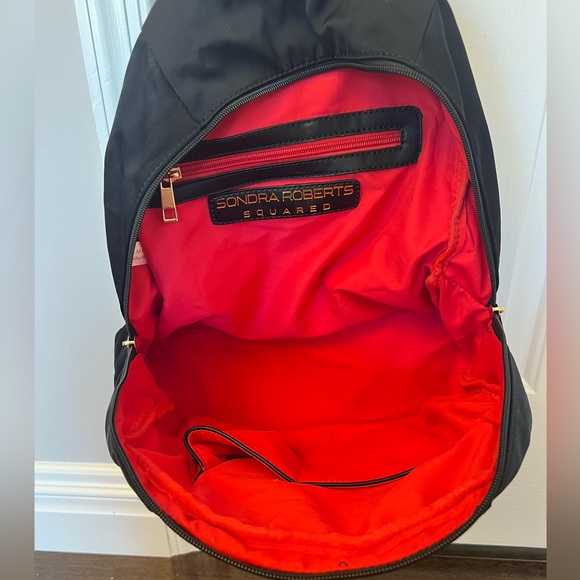 LIKE NEW !! Backpack stylish Sandra Roberts - Picture 4 of 5